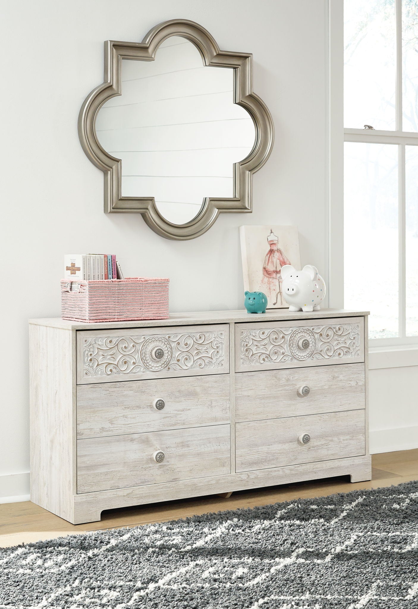 Paxberry - Six Drawer Dresser - Weatherworn - Whitewash